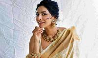 Priyanka, Rakul And The Magic Of Handspun