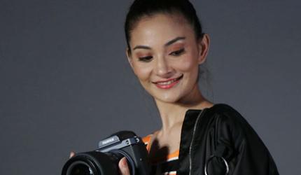 A mirrorless camera that costs more than diamonds!
