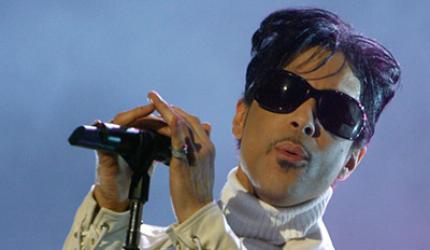 Prince bidden adieu in private ceremony at Paisley Park home