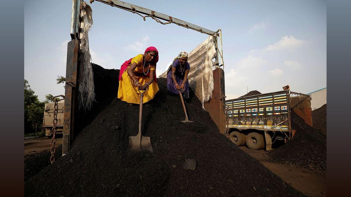 Coal Transportation Growth: 34% Rise in FY25